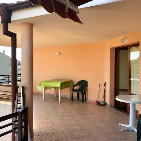 студиа мансарда ненови Apartmán