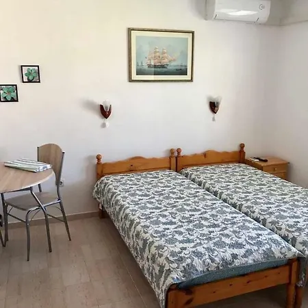студиа мансарда ненови Apartmán *